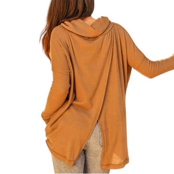 🆕 FREE PEOPLE Oversized Cowl Neck Knit Sweater “Juicy" Top Sz L - Picture 3 of 10